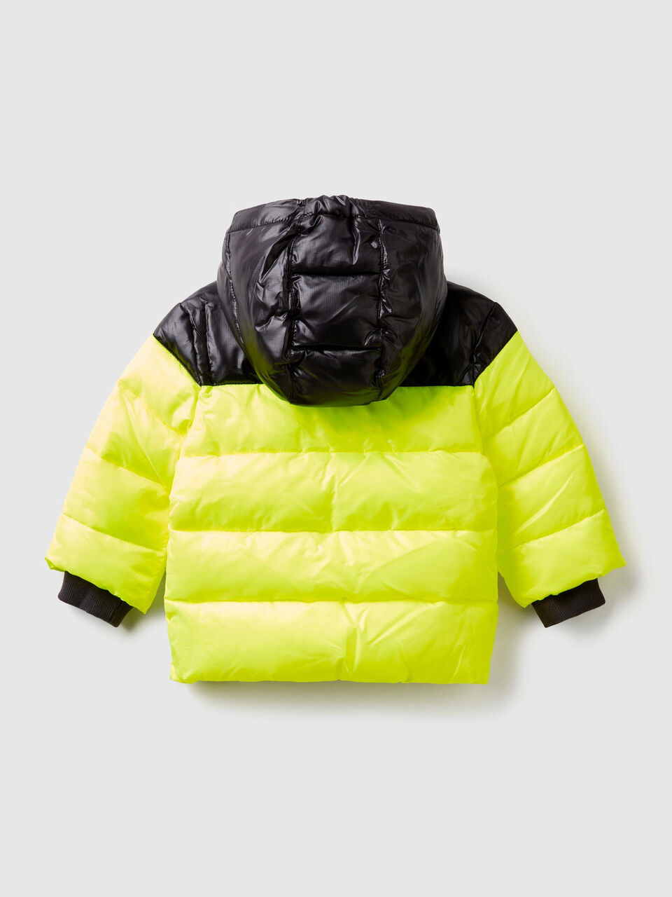 Two-tone padded jacket image number 2