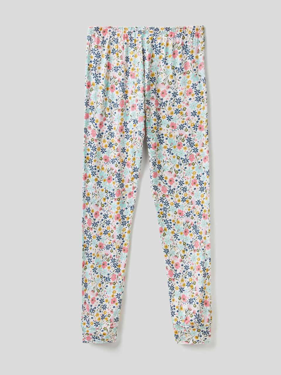 Patterned pants image number 2