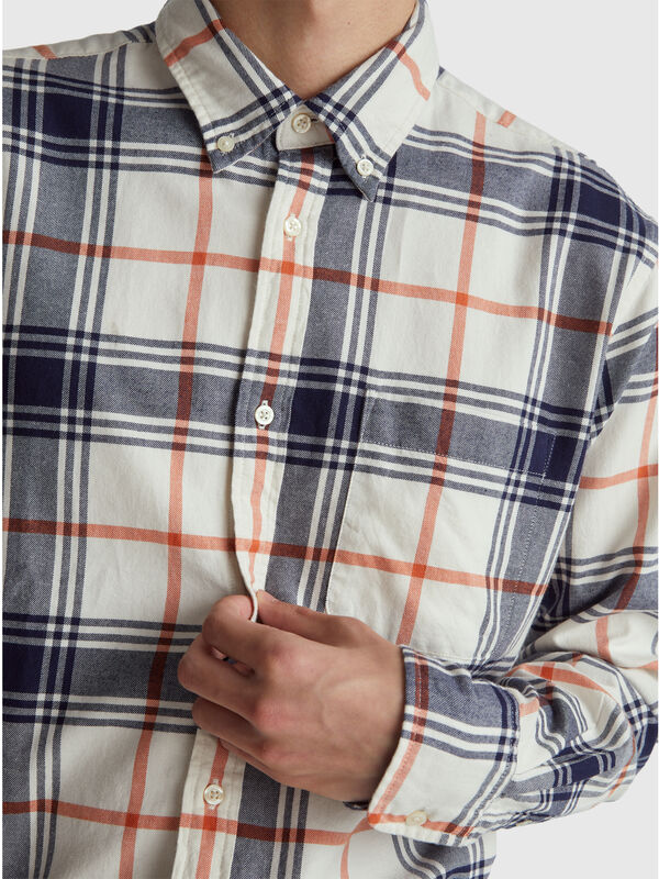 Flannel button-down shirt Men