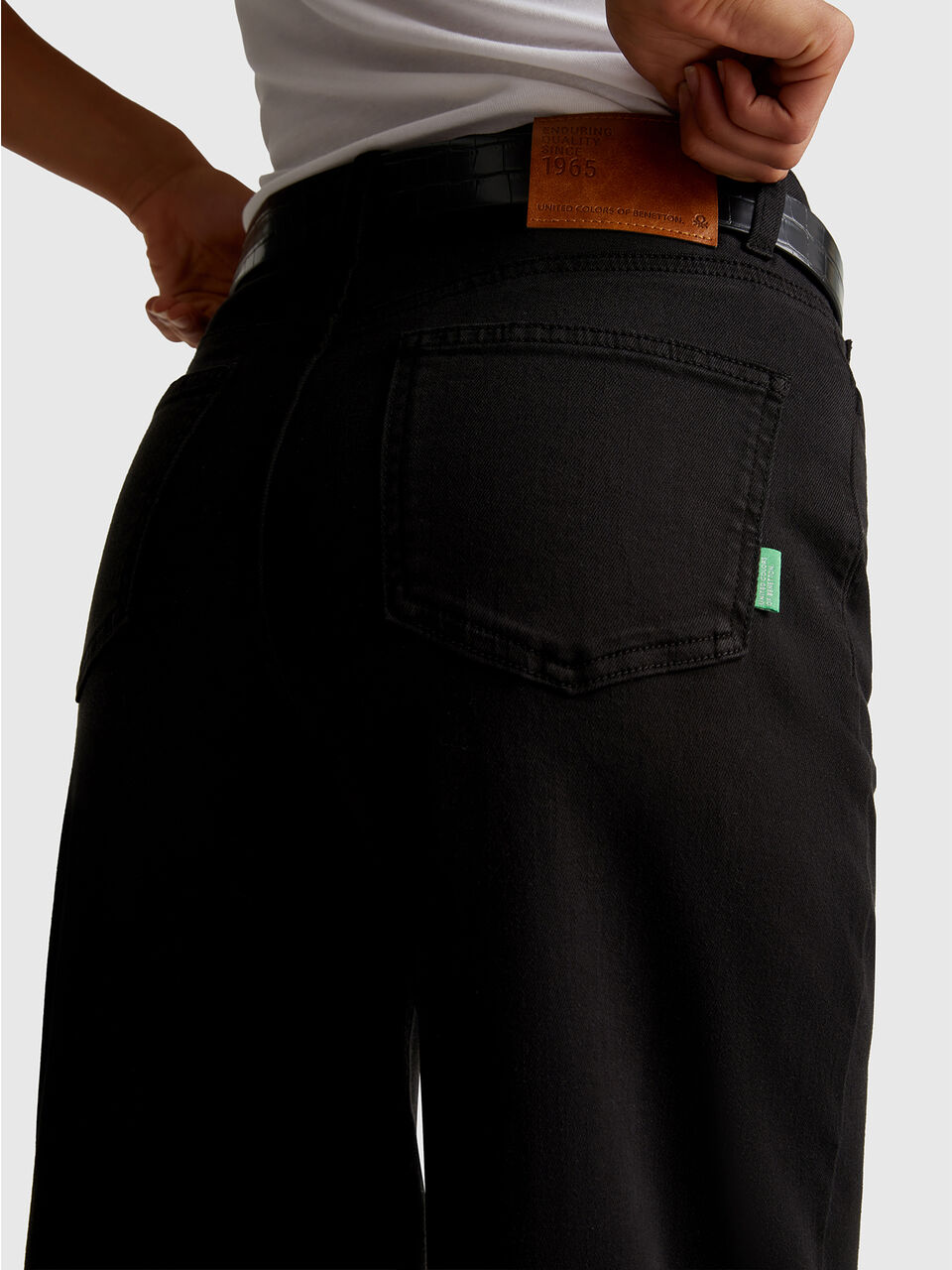 TROUSERS Women image number null