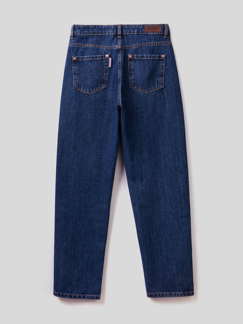 100% cotton boyfriend jeans image number 2