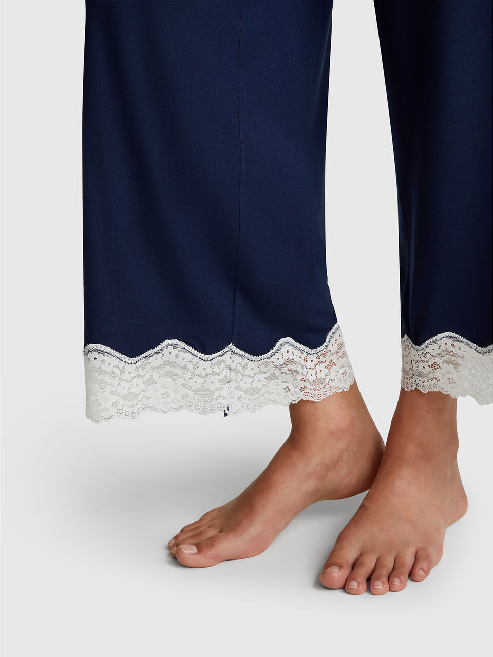 TROUSERS Women image number null