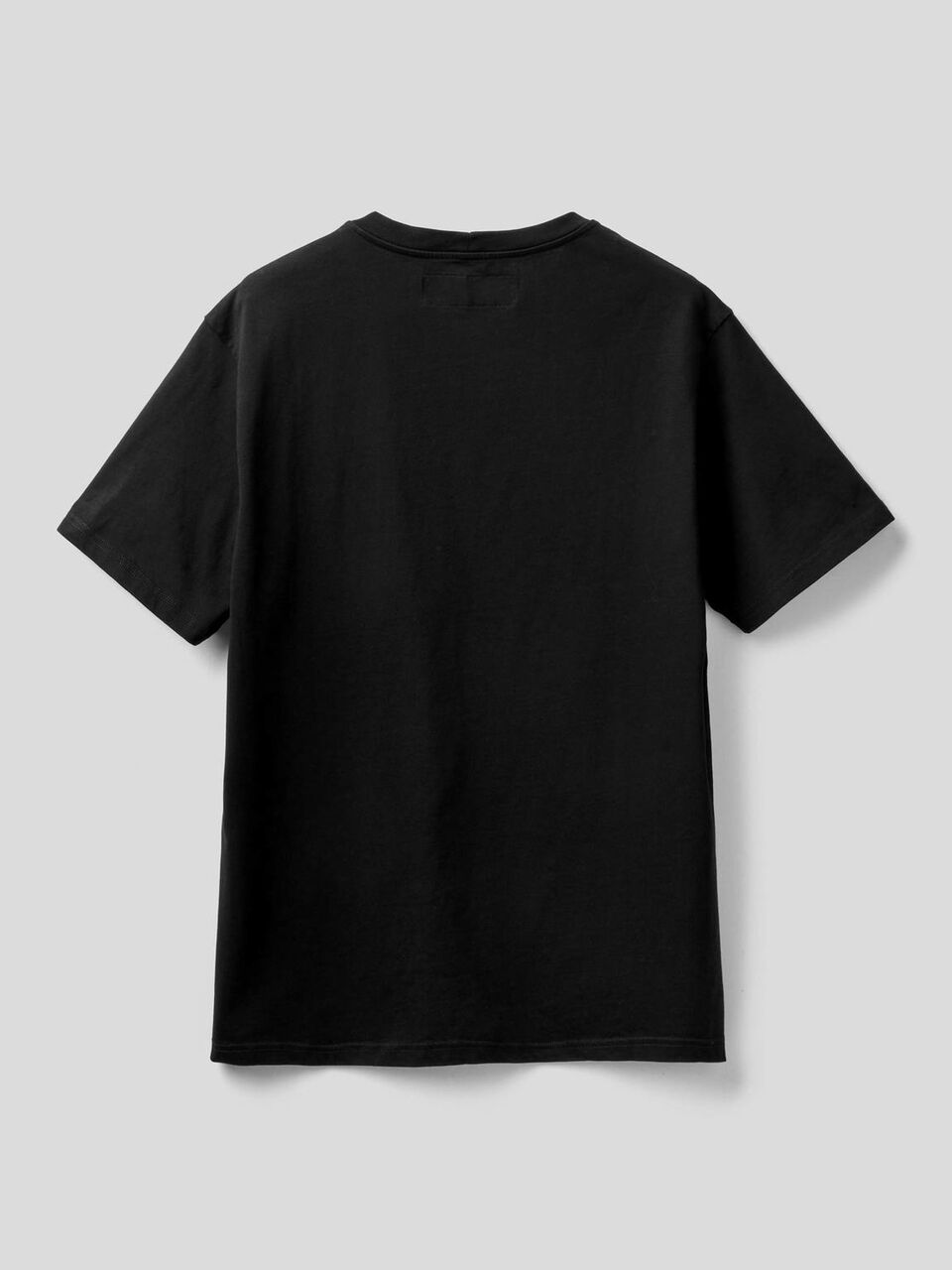 100% cotton t-shirt with pocket image number 2