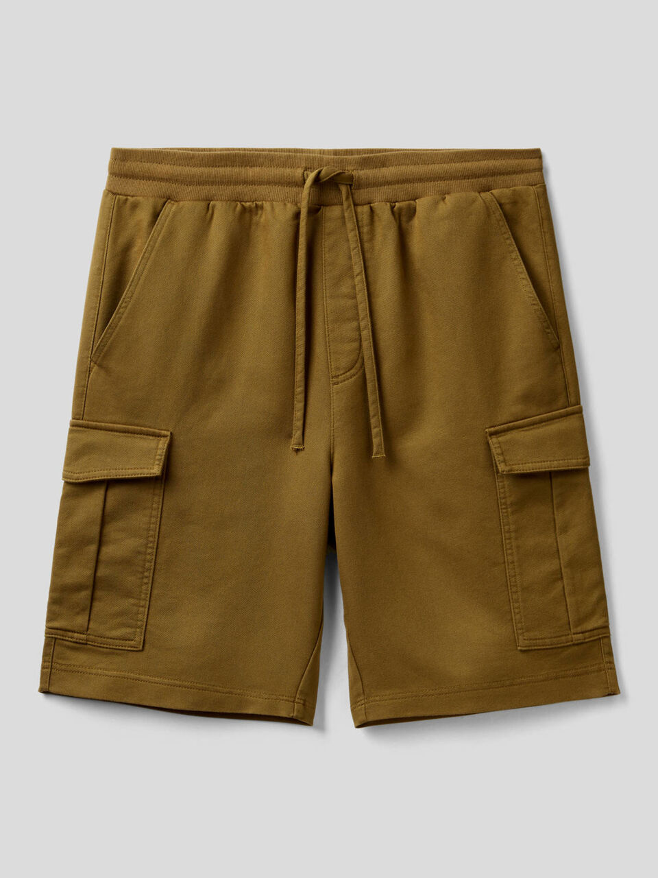 Cargo bermudas with drawstring image number 1
