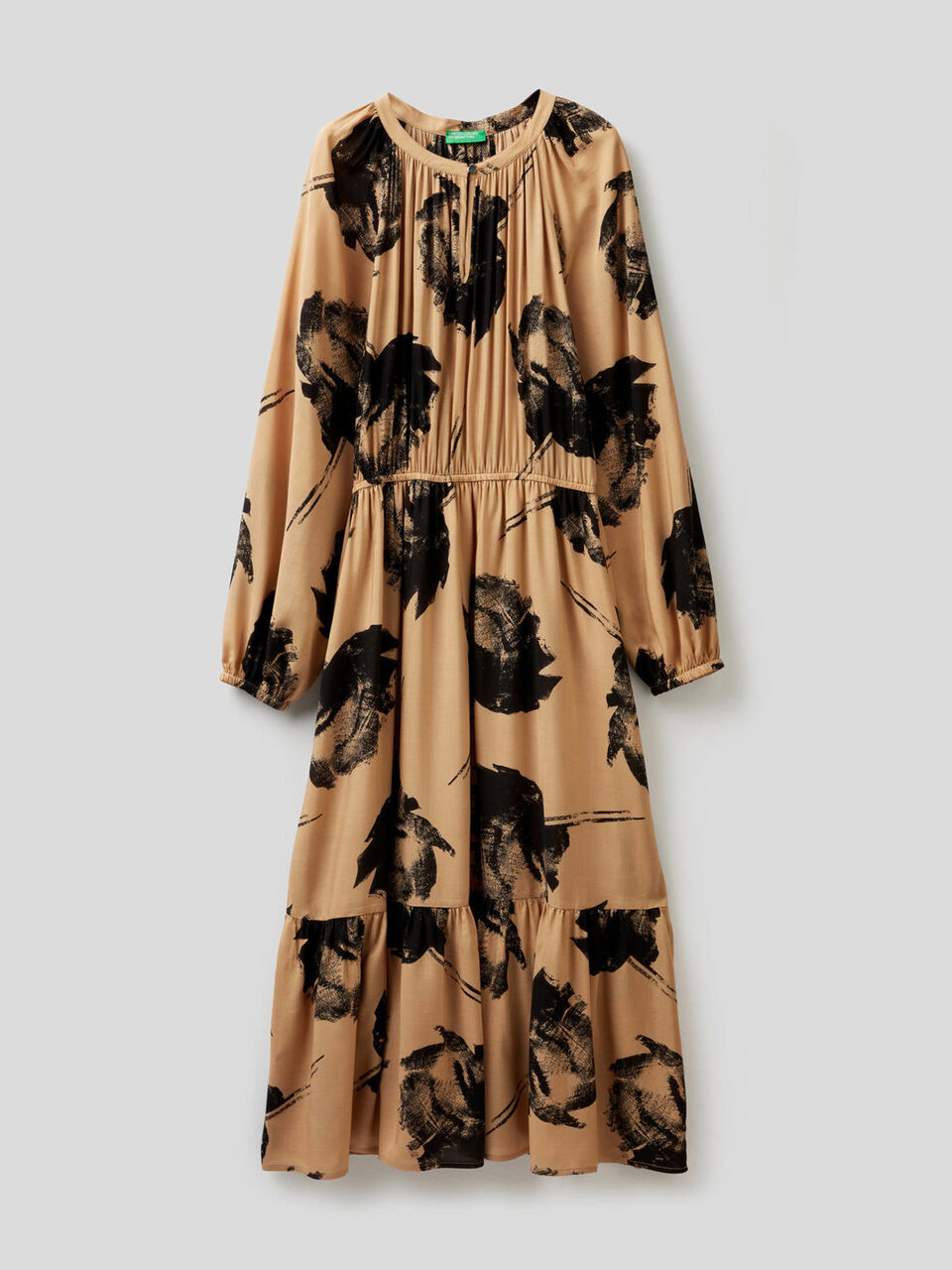 Long printed dress image number 1