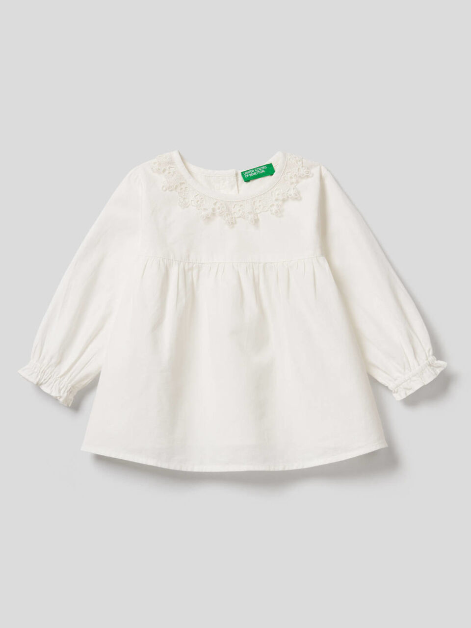 100% cotton blouse with lace collar image number 1