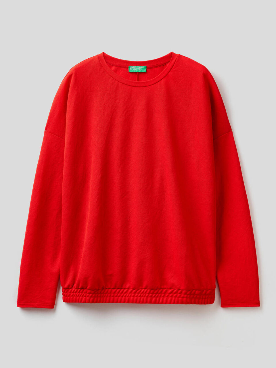Solid color sweater with pleats on the back image number 1