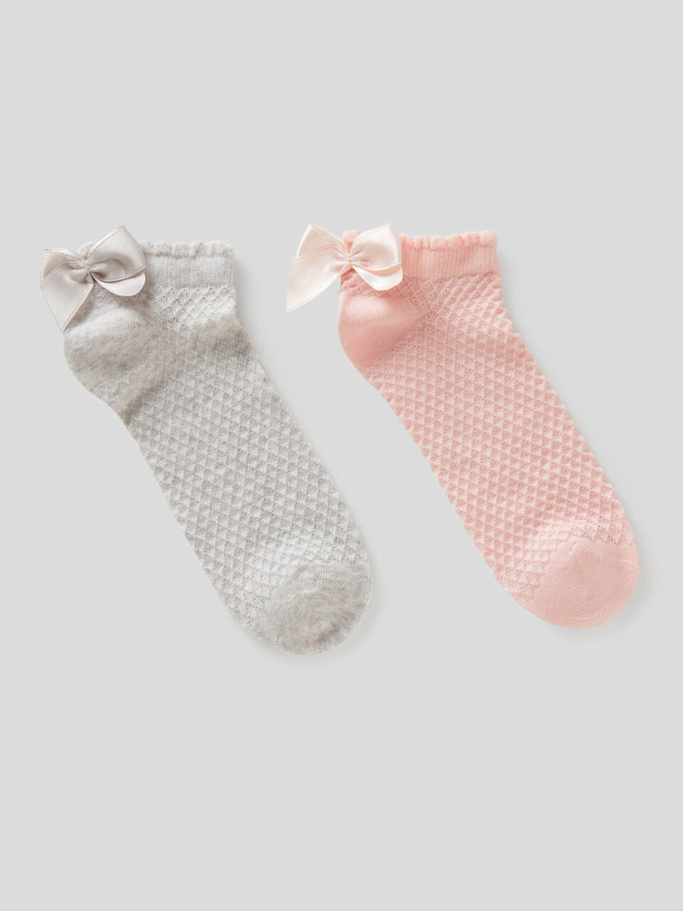 Two pack of socks with bow image number 1