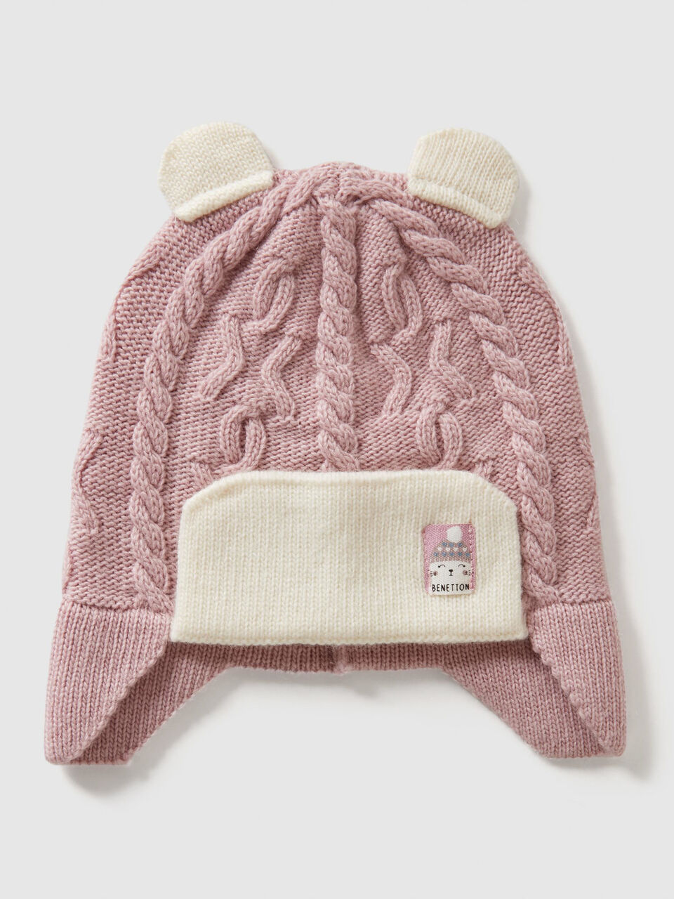 Hat with earflaps image number 1