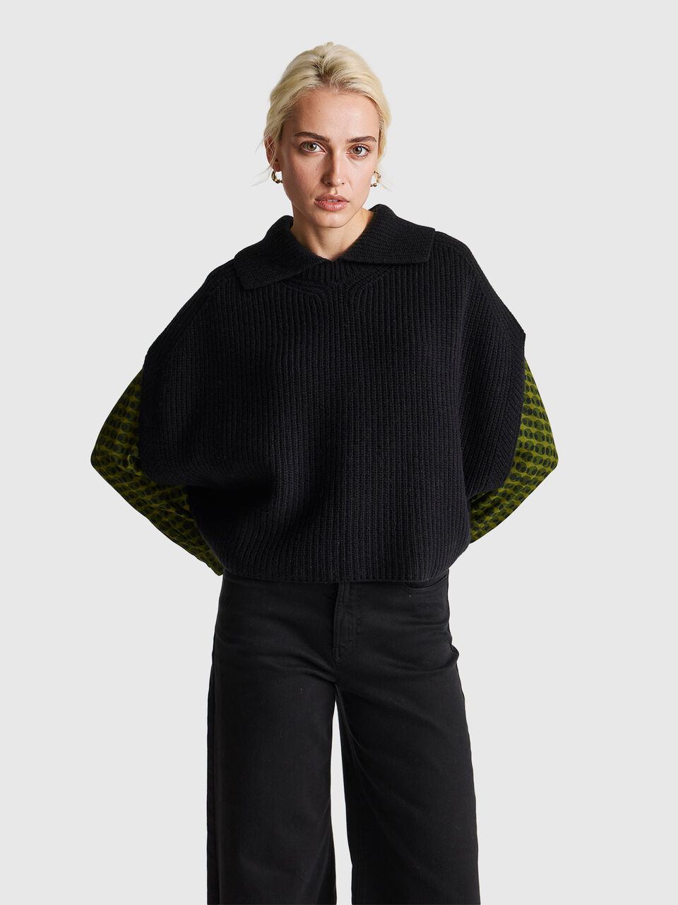 CAPE Women image number null