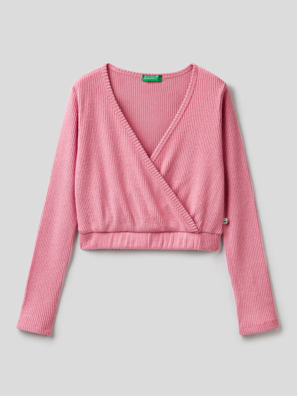 Crisscross top with V-neck image number 1