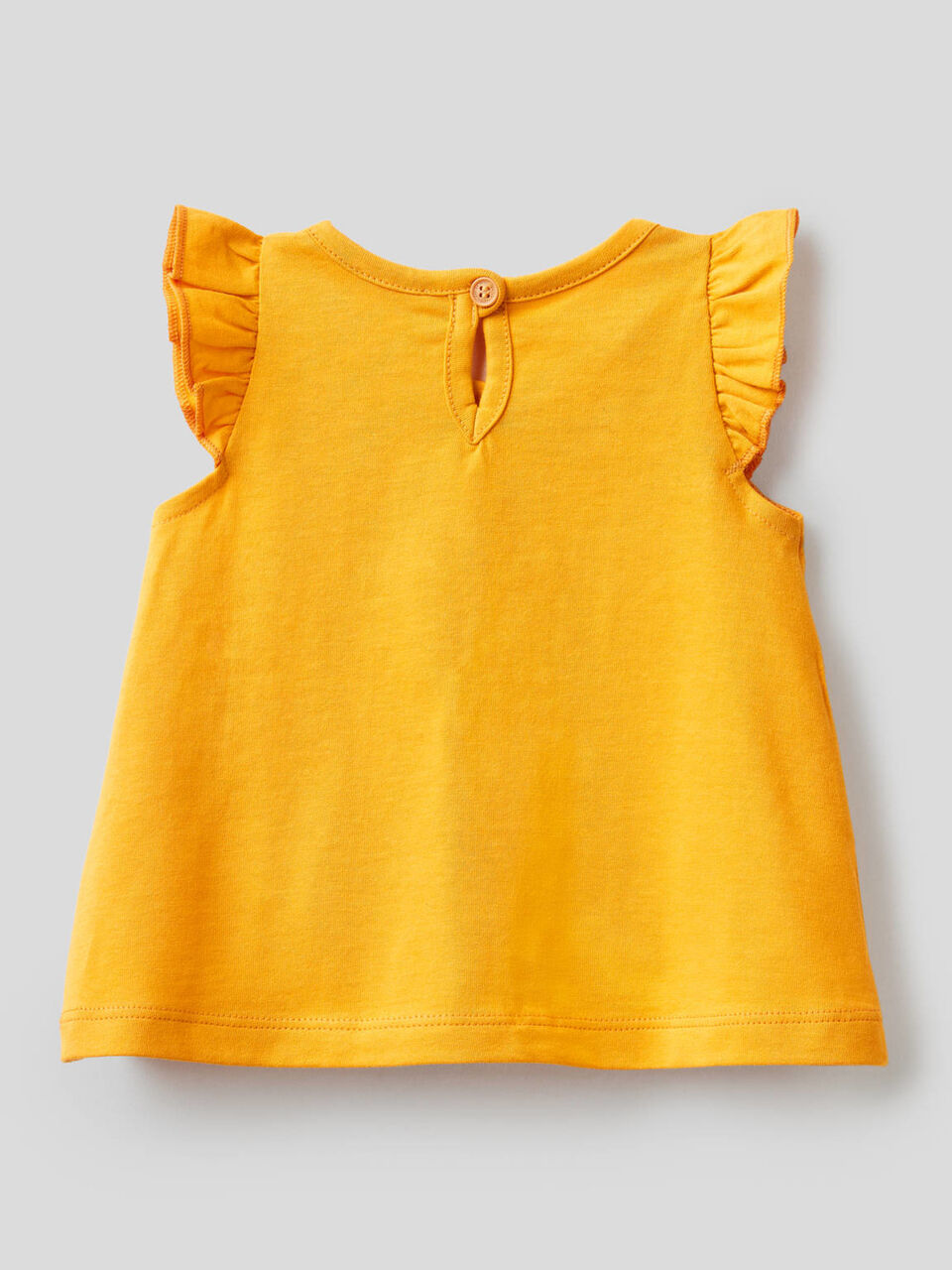 T-shirt with cap sleeves image number 2