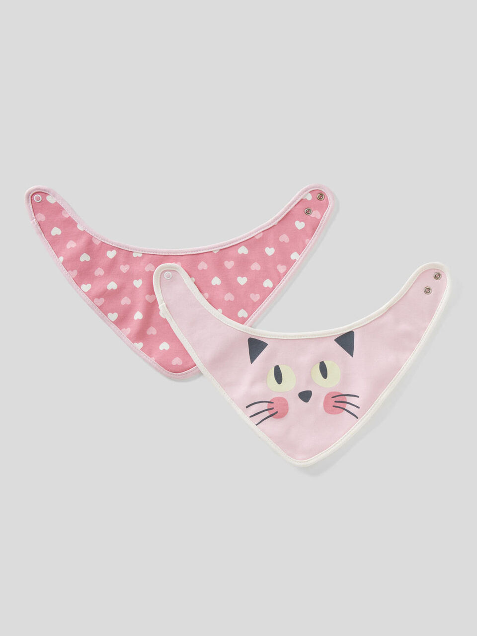 Two printed triangular bibs image number 1