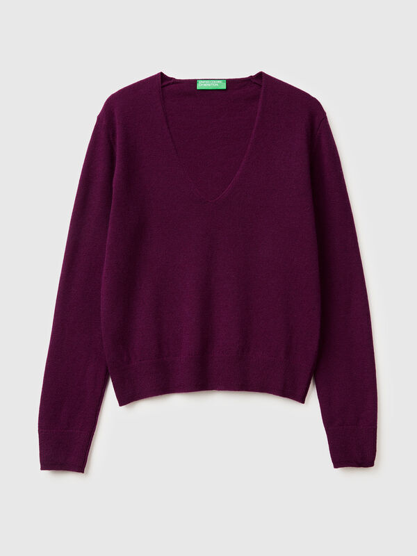 Purple V-neck sweater in pure Merino wool Women