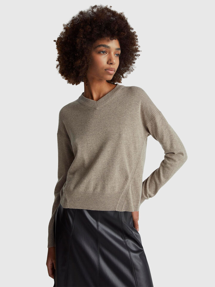 V NECK SWEATER L/S Women