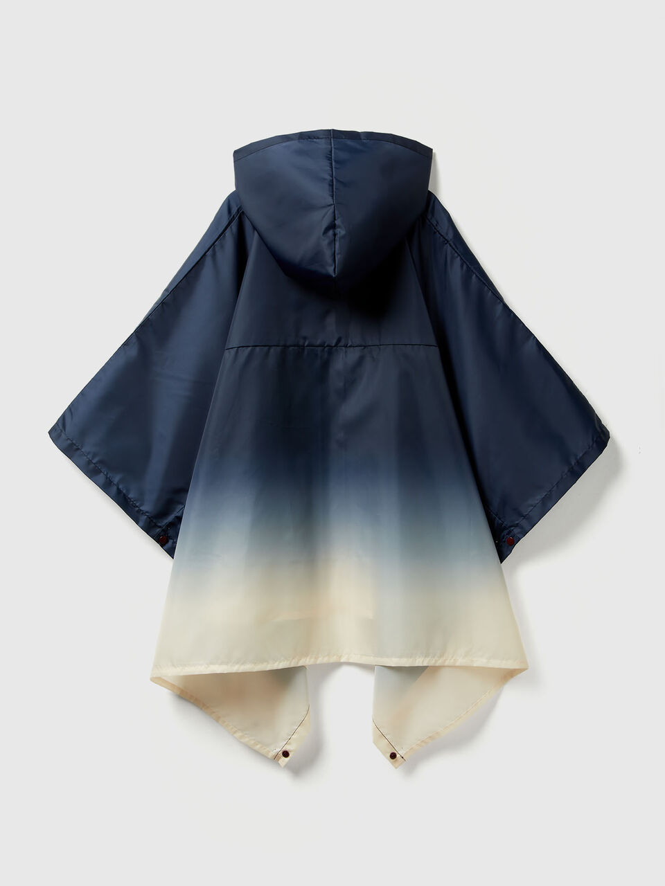 PONCHO Junior Boy image number 2