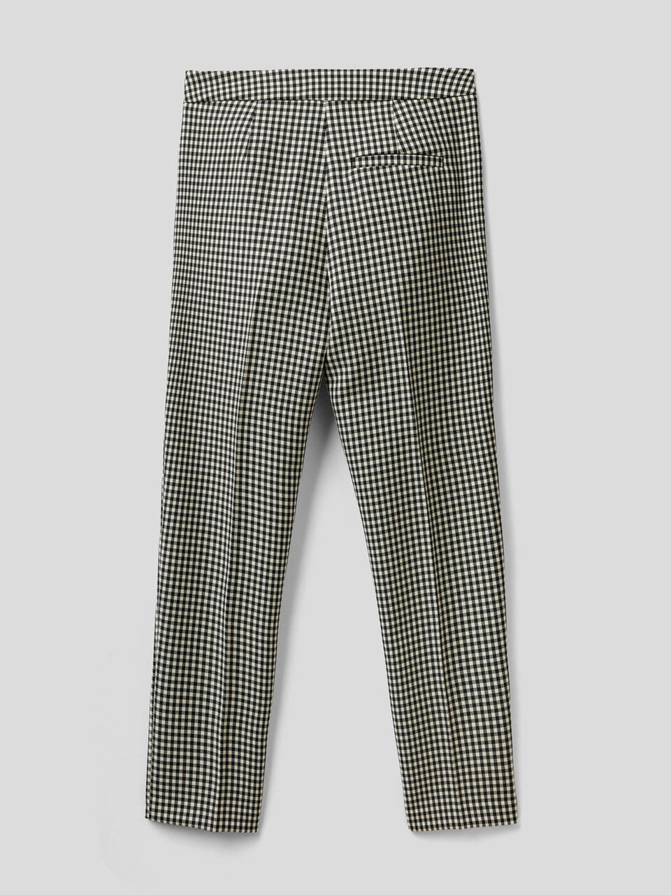 Trousers with check pattern Women image number 2