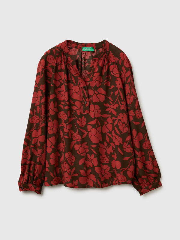Mandarin blouse with floral print Women