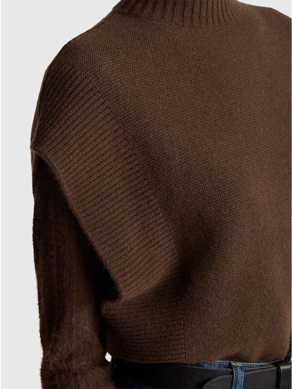 Turtleneck vest in wool blend Women
