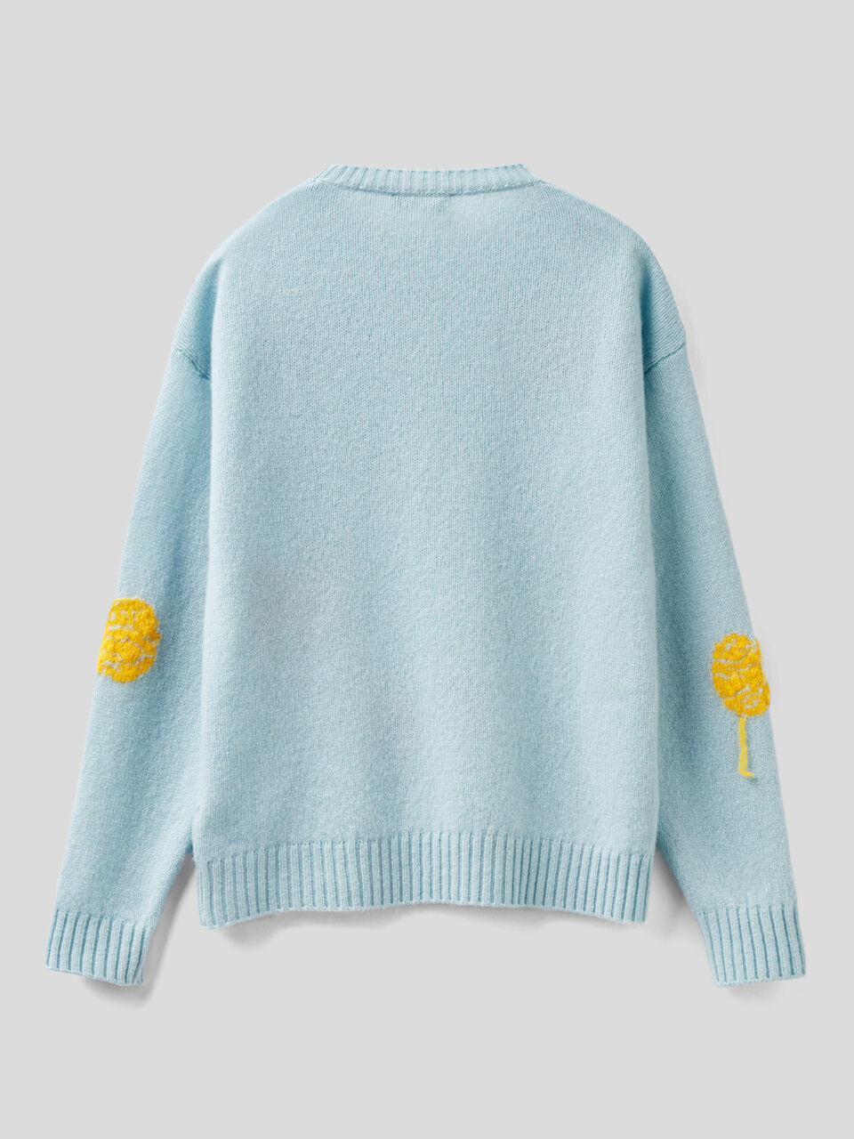Virgin wool sweater with balls of yarn image number 2