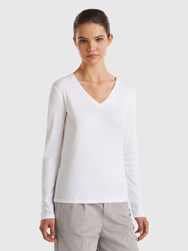 Long sleeve t-shirt with V-neck Women