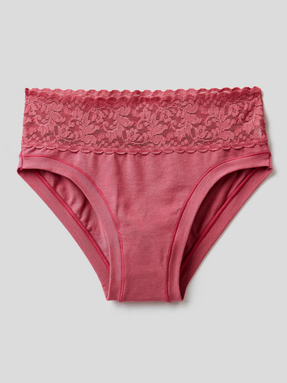Underwear with lace in stretch cotton image number 1