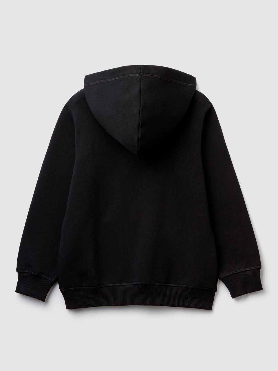 Sweatshirt with print and kangaroo pocket image number 2