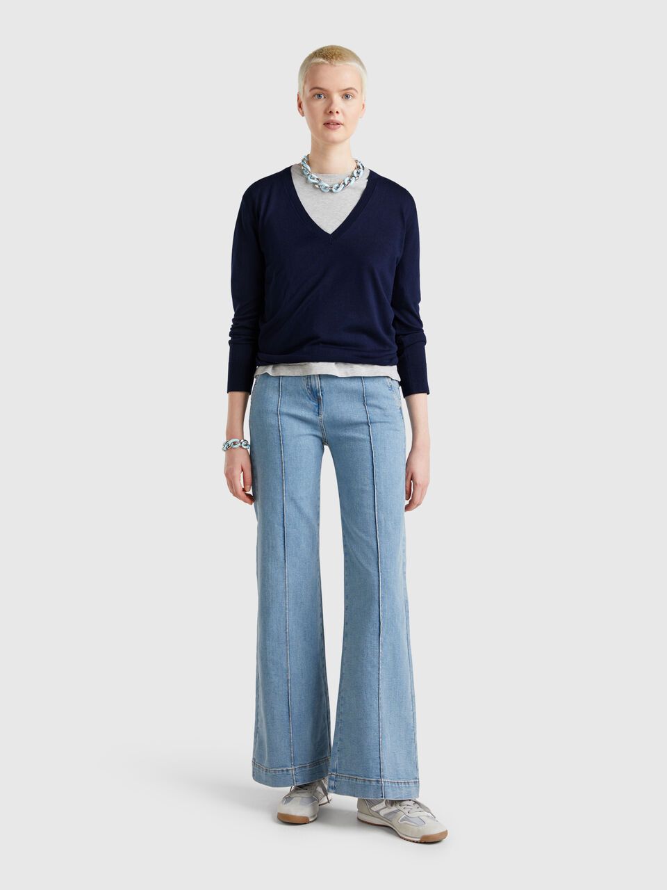 V NECK SWEATER L/S Women image number null