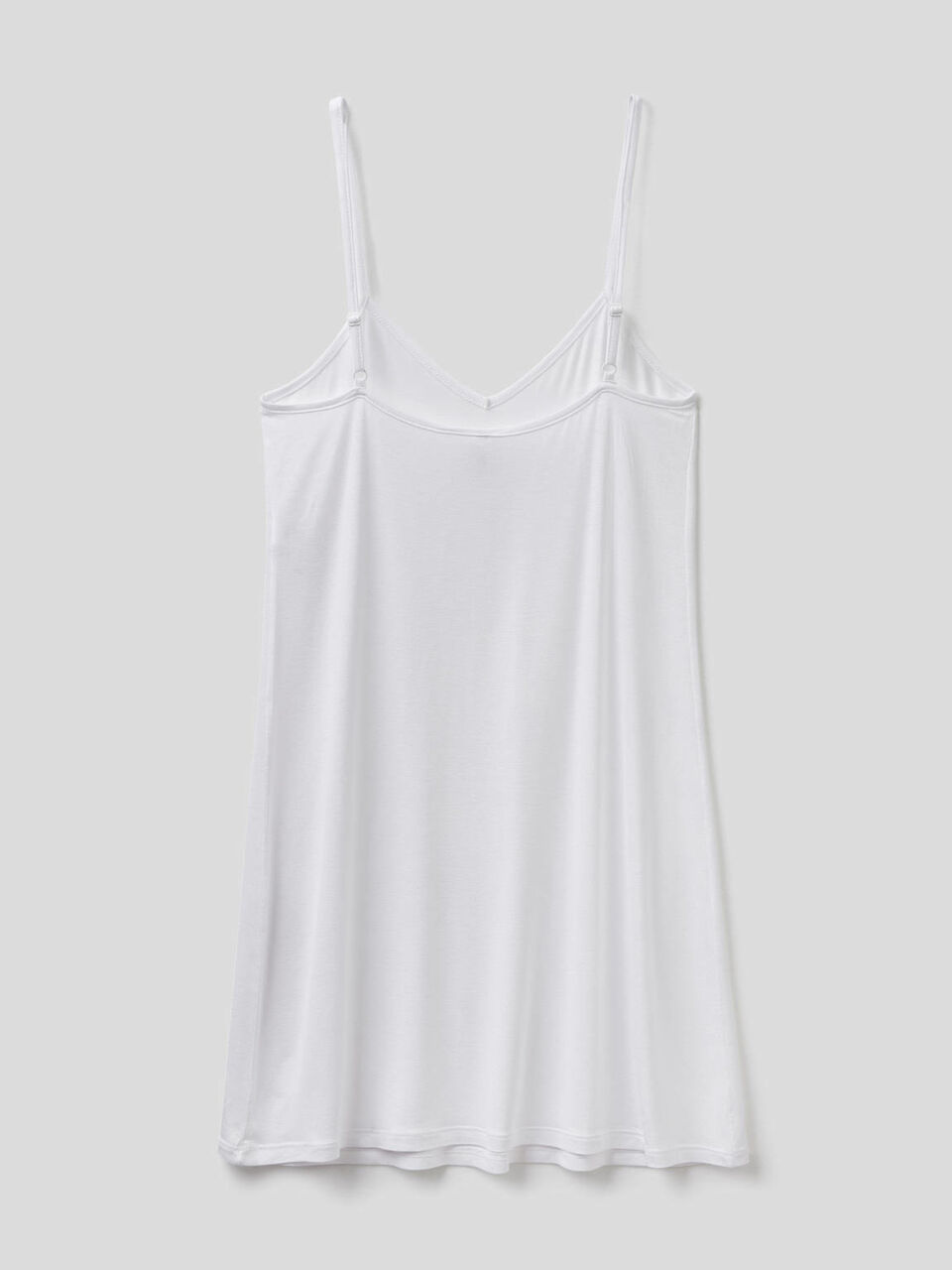 Flowy slip with thin shoulder straps image number 2