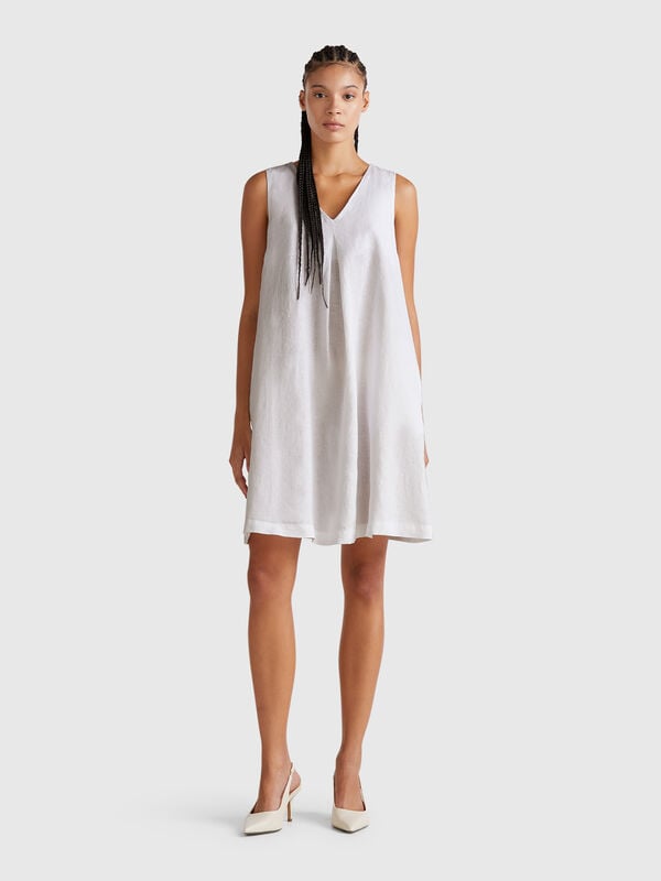 Sleeveless dress in pure linen Women
