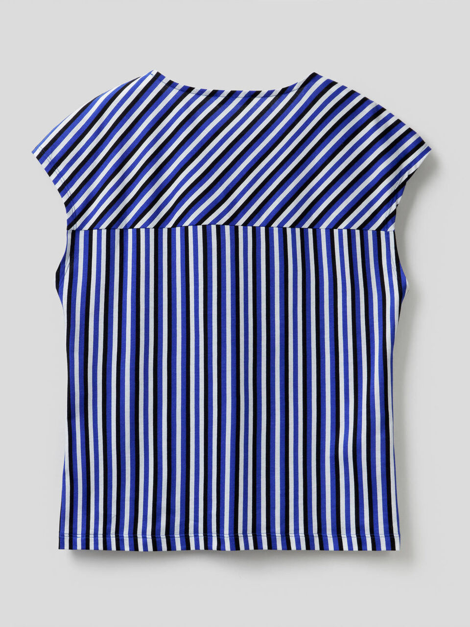 Striped t-shirt in 100% cotton image number 2