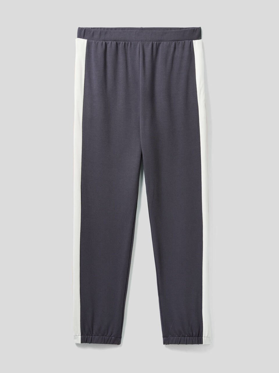 Sweatpants with clashing bands image number 1