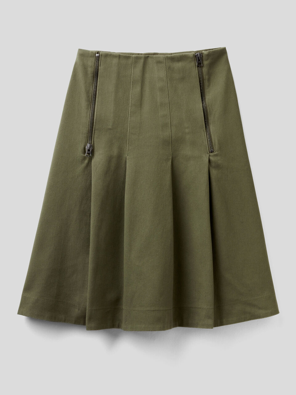Pleated midi skirt with zipper image number 1