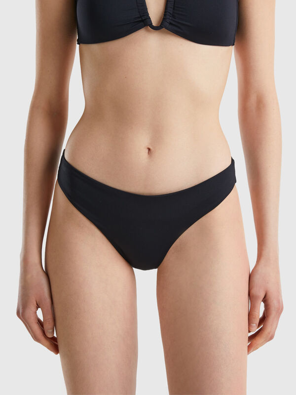 Basic swim bottoms in ECONYL® Women