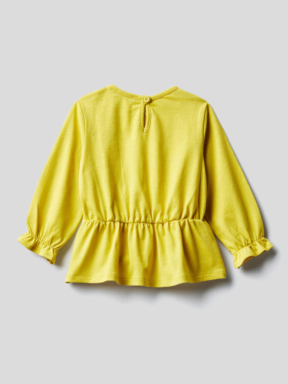 T-shirt with frill on the back image number 2