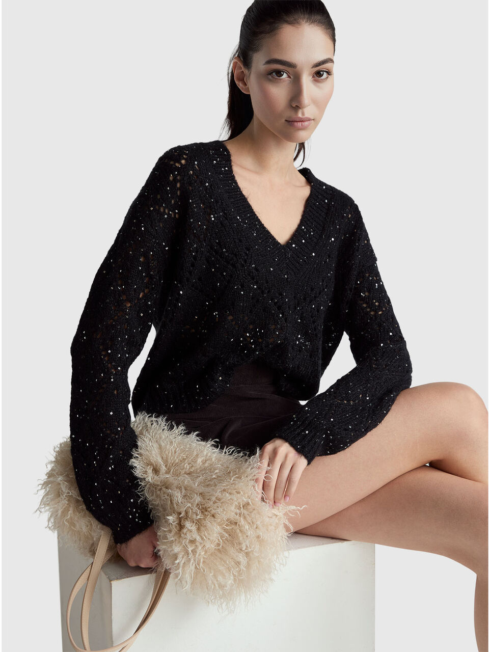 V NECK SWEATER L/S Women image number null