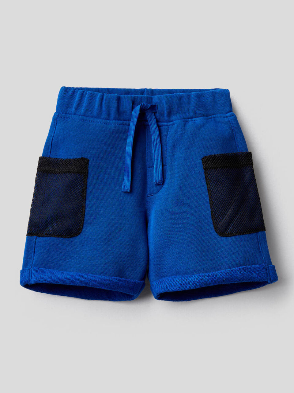 Sweat bermudas with mesh pockets image number 1