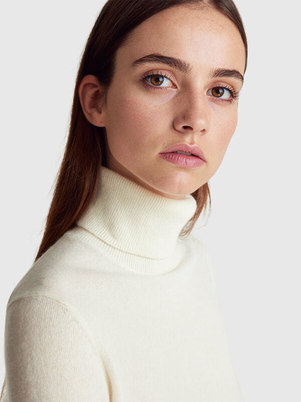 Cream white turtleneck in pure cashmere Women