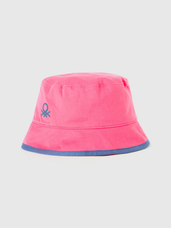Reversible hat with strawberry print Junior Boy
