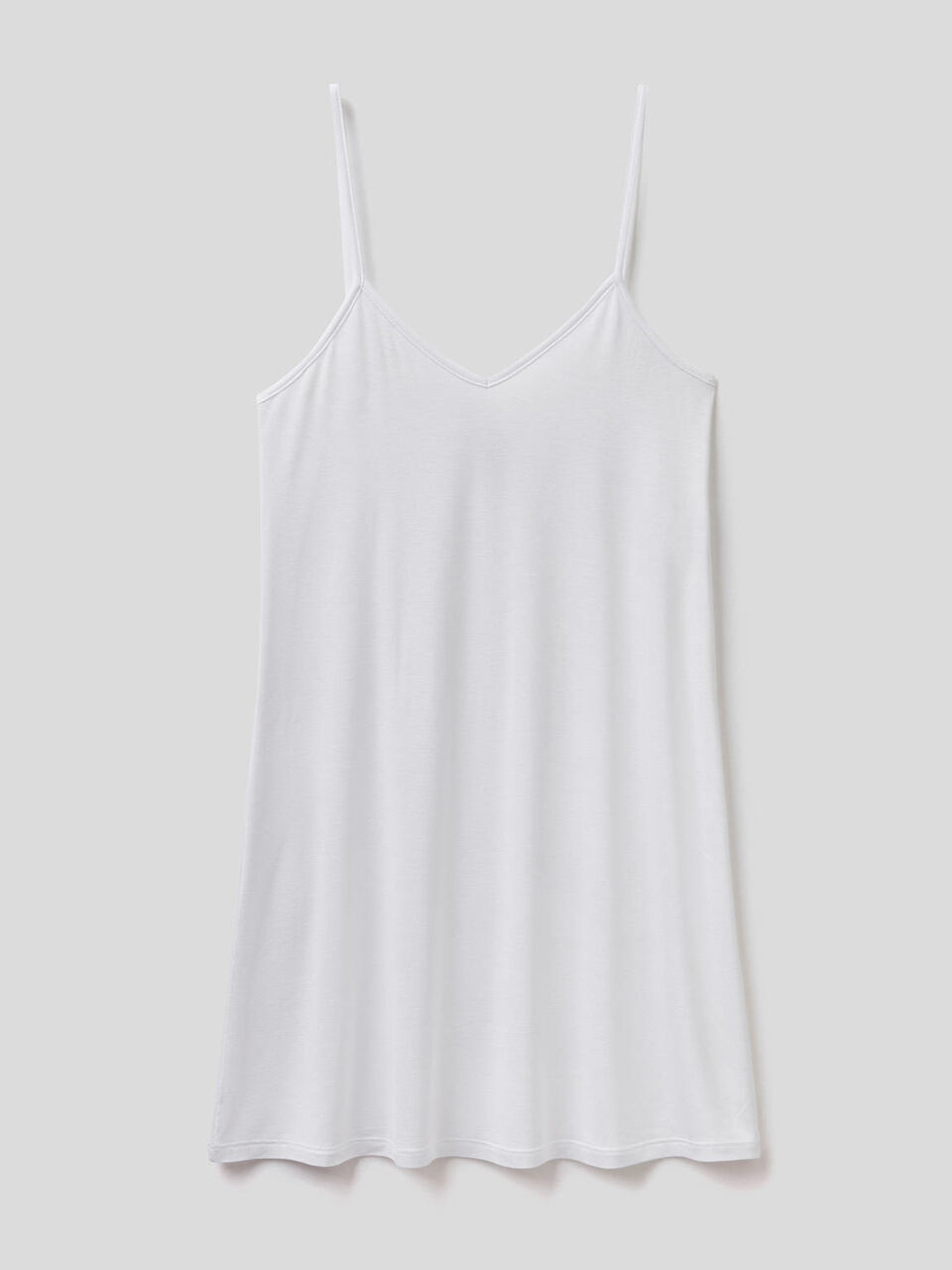 Flowy slip with thin shoulder straps image number 1