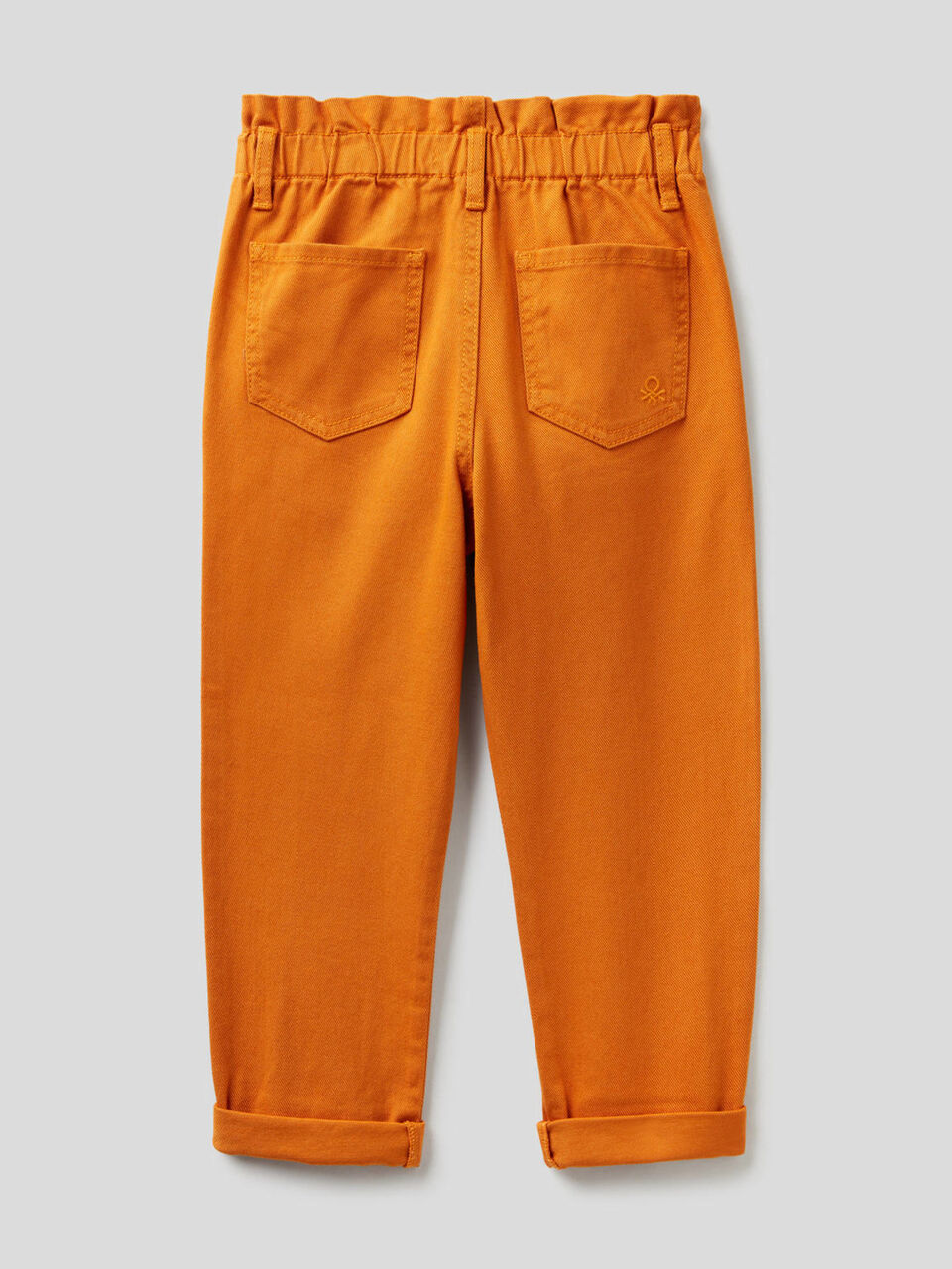 Paperbag trousers in organic cotton image number 2