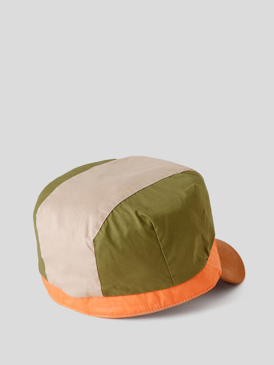 Color block hat image number 2