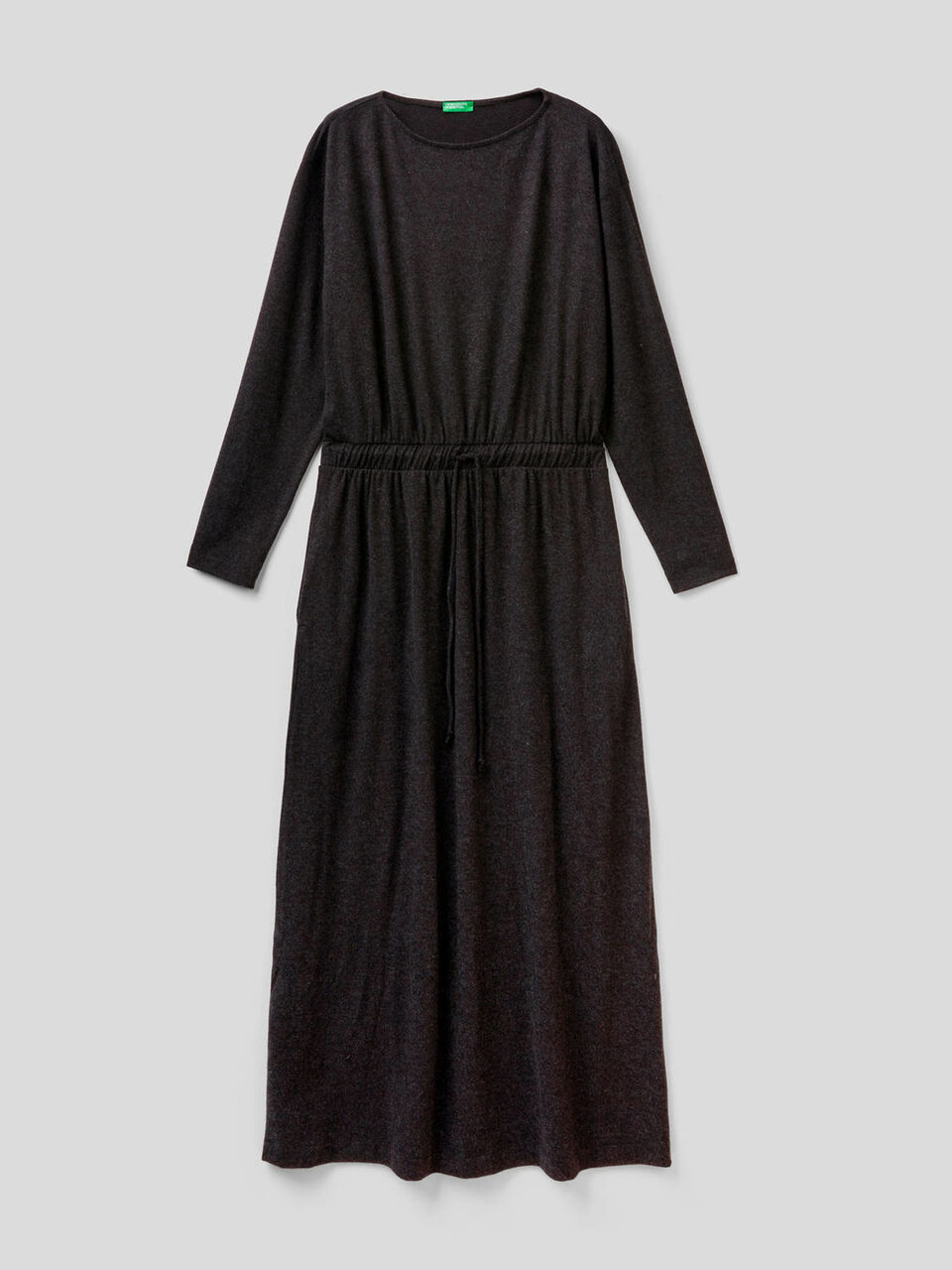 Long flowy dress with drawstring image number 1