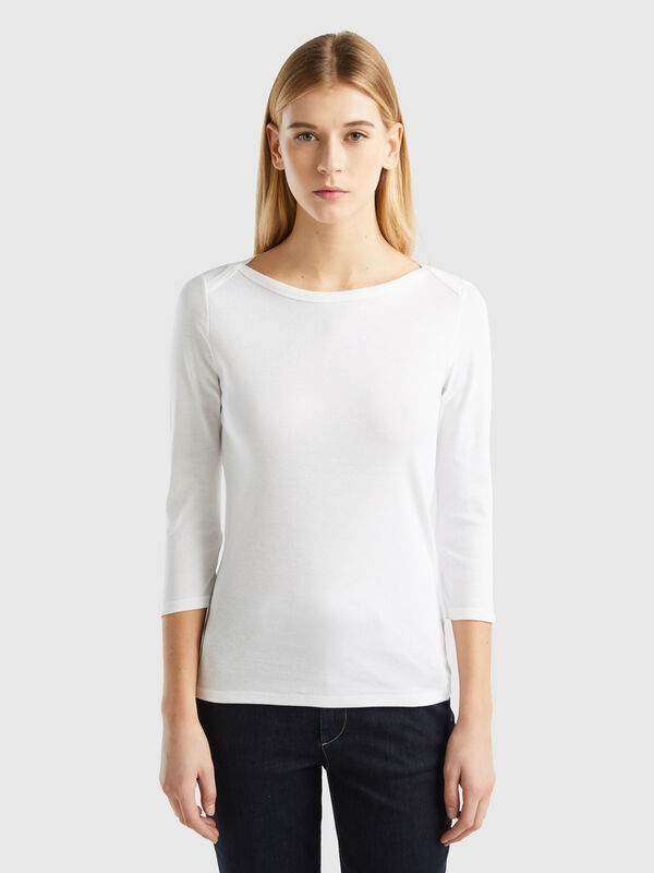 T-shirt with boat neck in 100% cotton Women