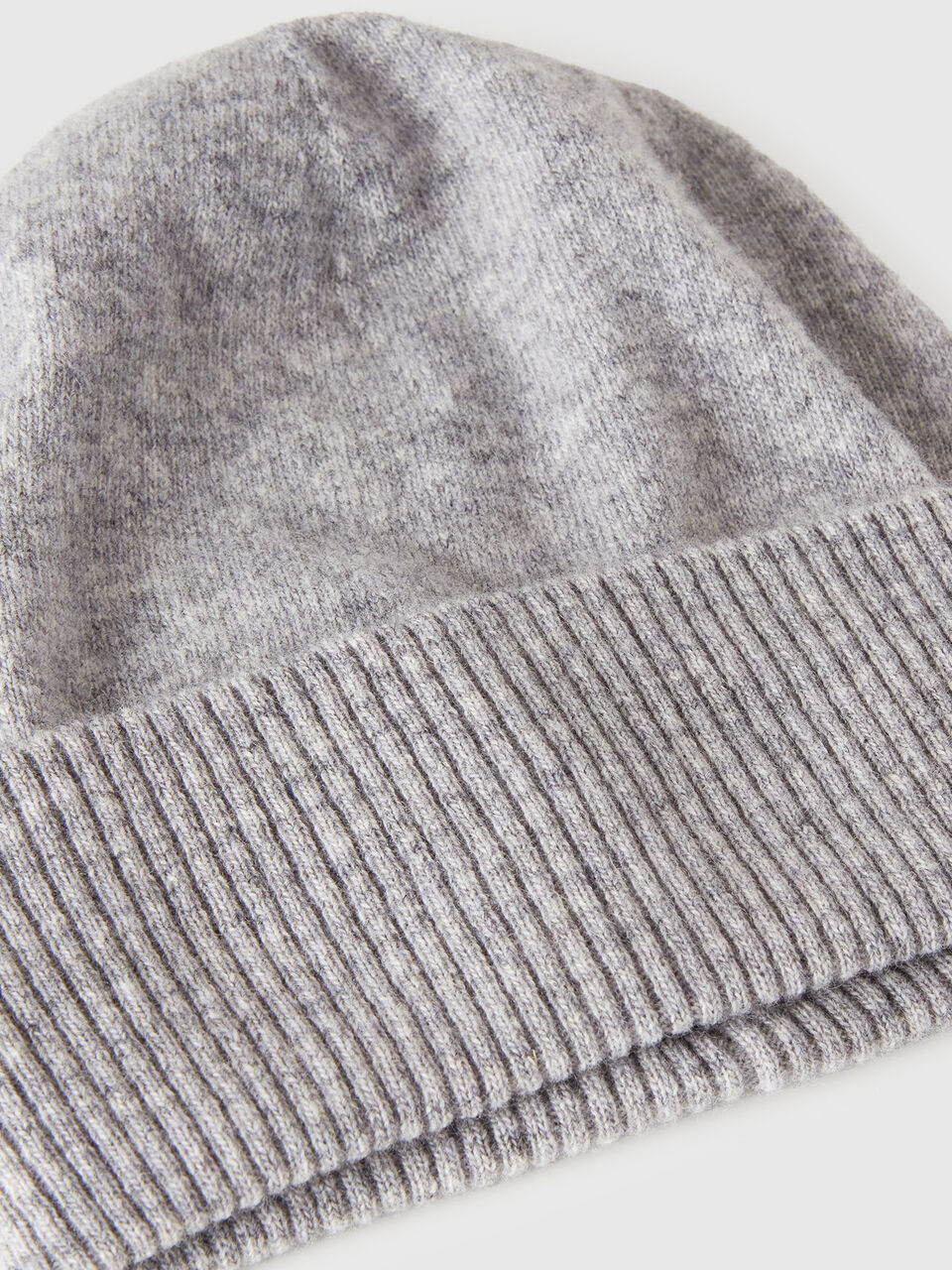 KNITTED - HAT Women image number null