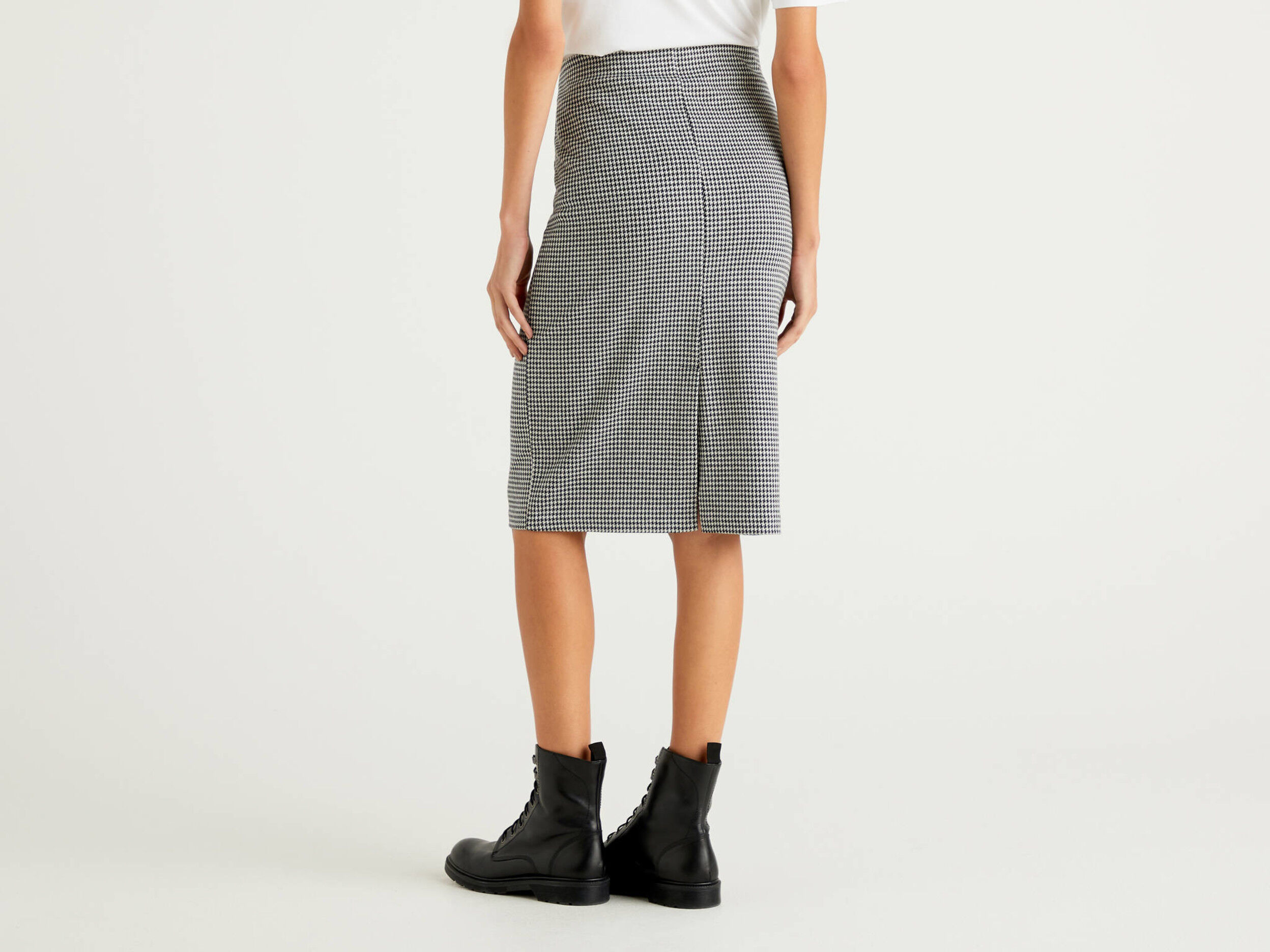 high waisted houndstooth pencil skirt