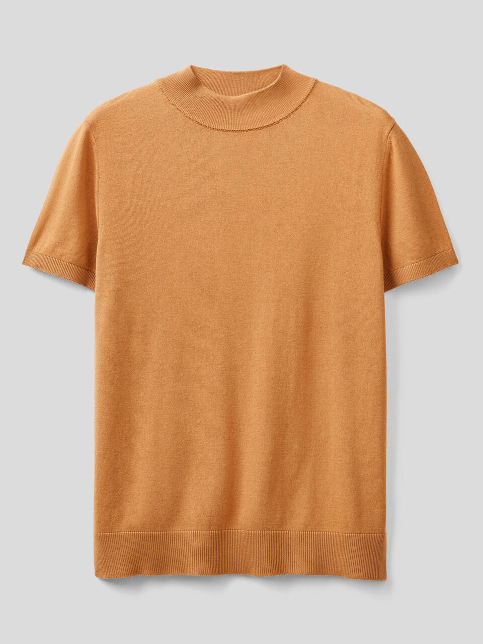 Short sleeve turtleneck sweater image number 1