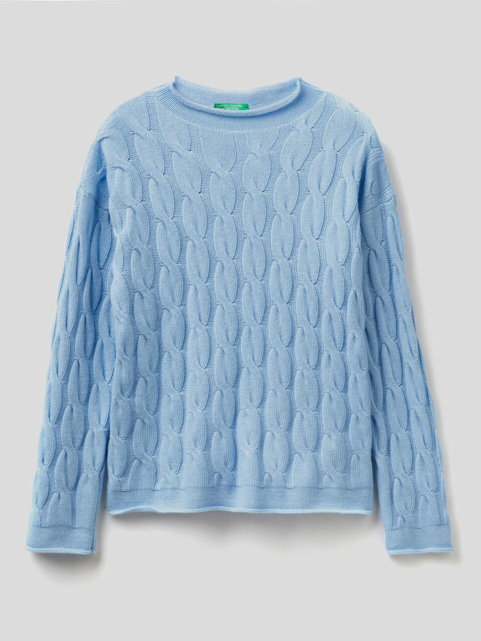 Cable knit sweater image number 1