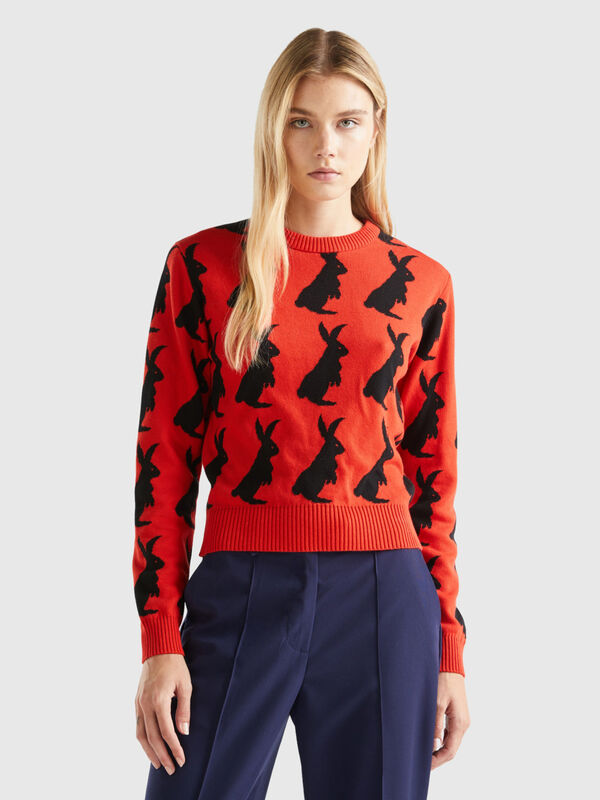 Sweater with bunny pattern