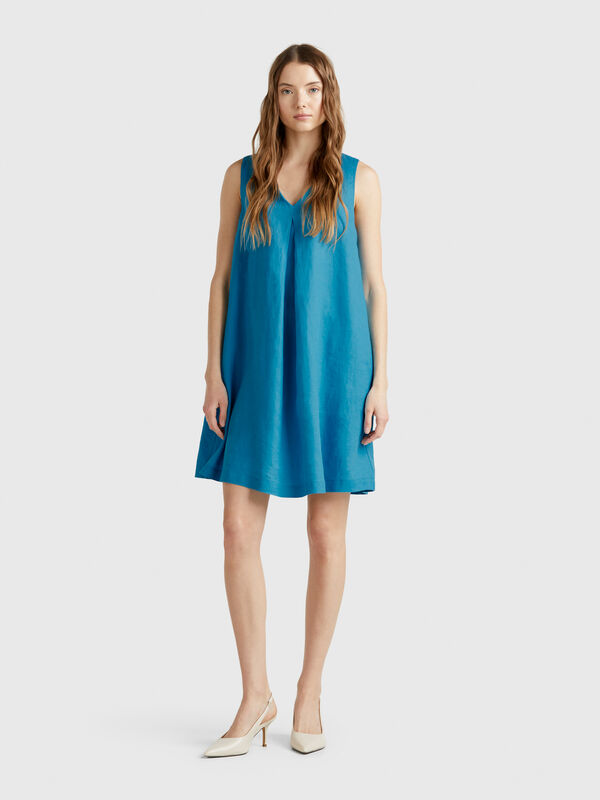 Sleeveless dress in pure linen Women